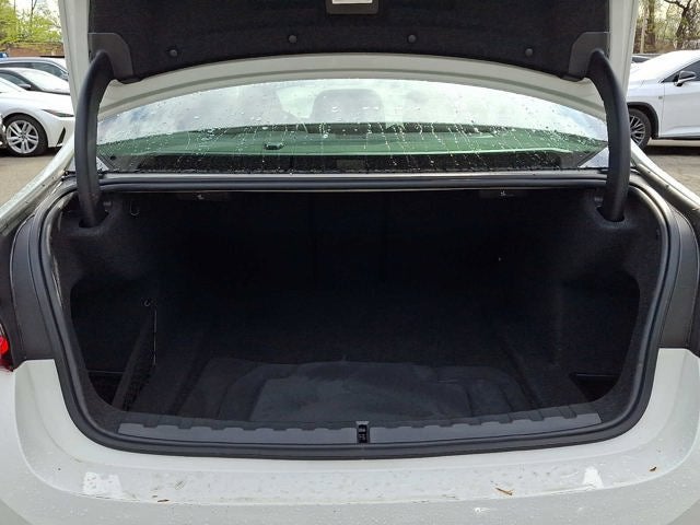 2023 BMW 3 Series 330i xDrive Sedan