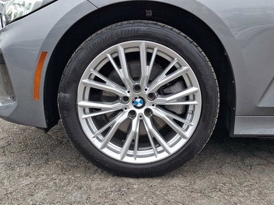 2023 BMW 3 Series 330i xDrive Sedan