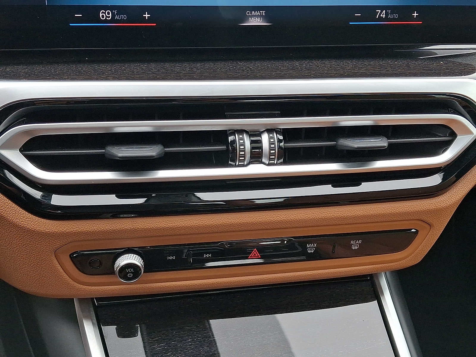 2023 BMW 3 Series 330i xDrive Sedan