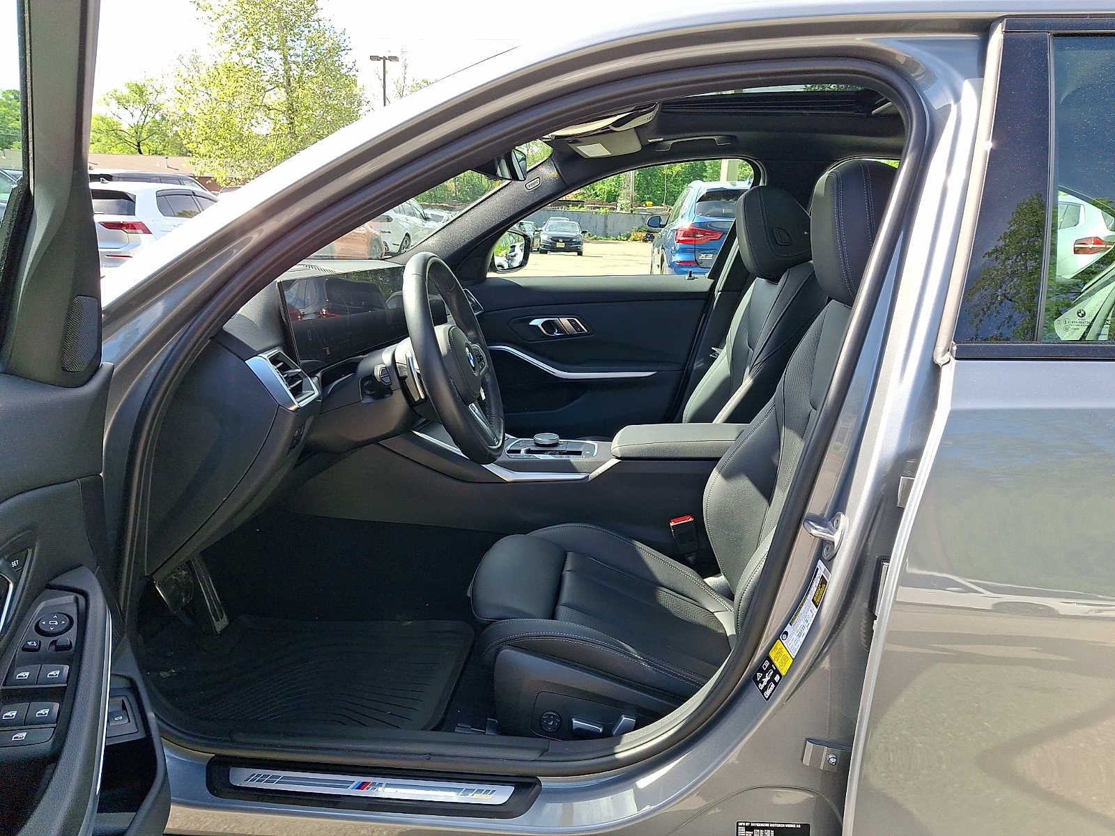 2023 BMW 3 Series 330i xDrive Sedan