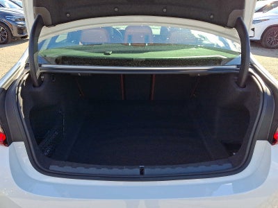 2023 BMW 3 Series 330i xDrive Sedan