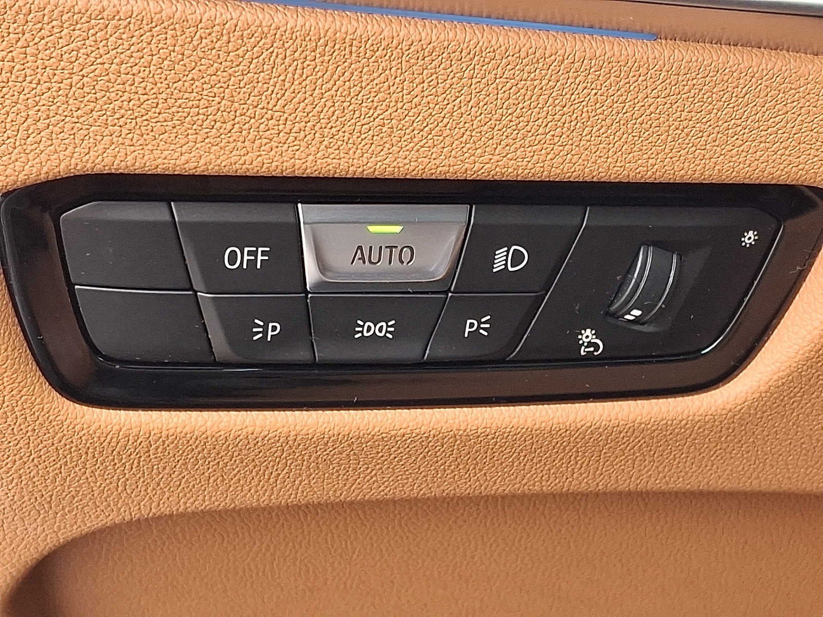 2023 BMW 3 Series 330i xDrive Sedan