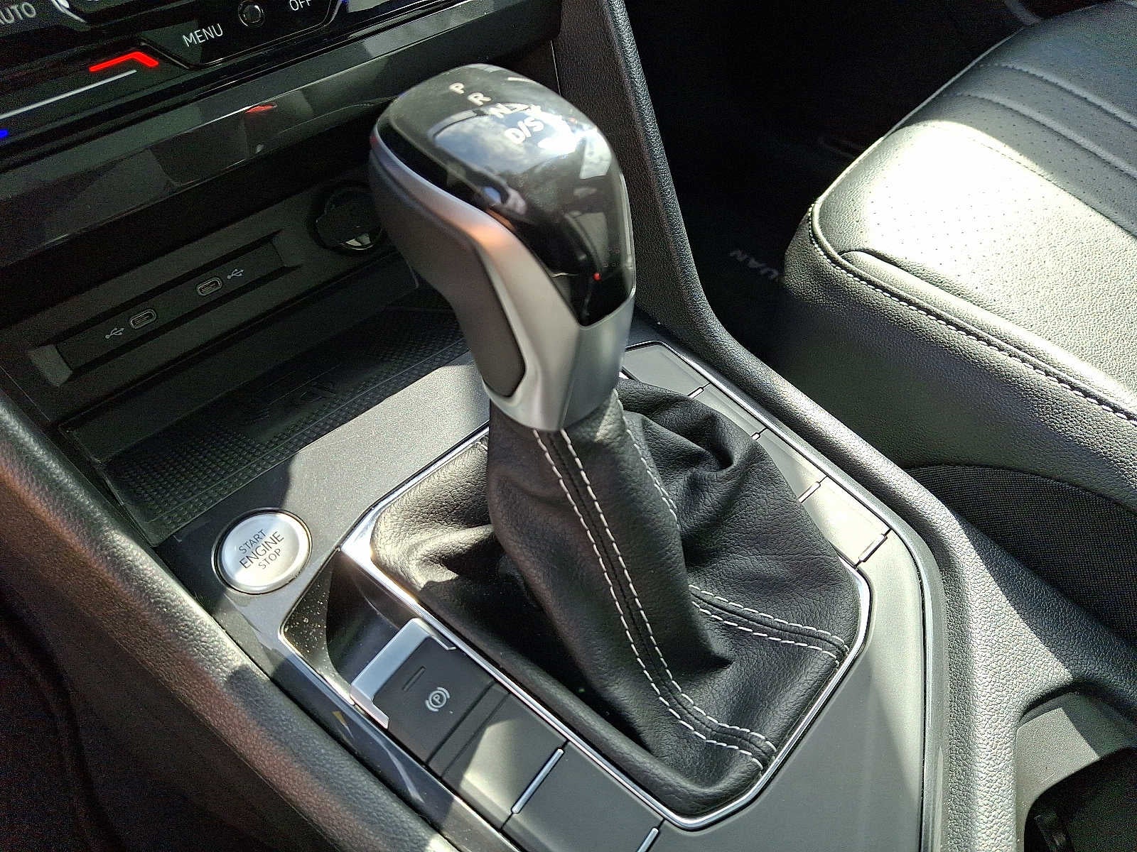 2022 Volkswagen Tiguan 2.0T SE R-Line Black FWD