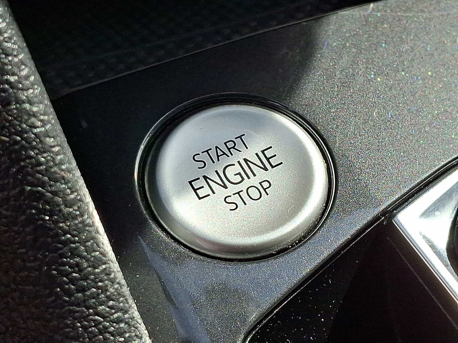 2022 Volkswagen Tiguan 2.0T SE R-Line Black FWD