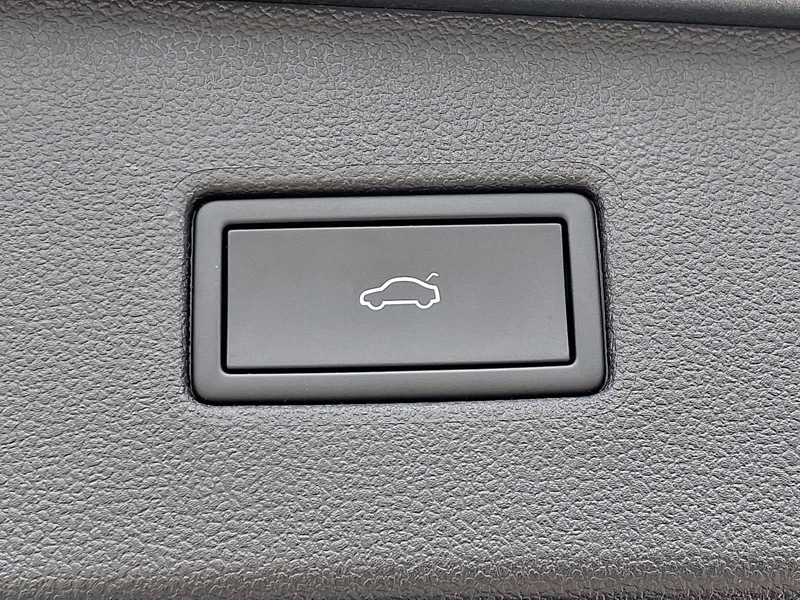 2022 Volkswagen Tiguan 2.0T SE R-Line Black FWD