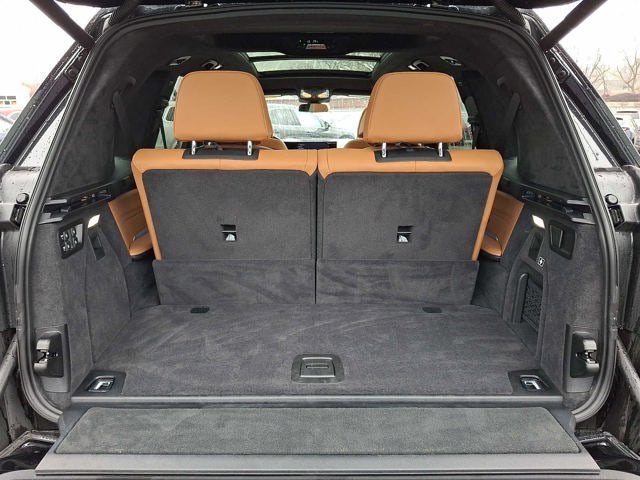 2024 BMW X7 xDrive40i Sports Activity Vehicle