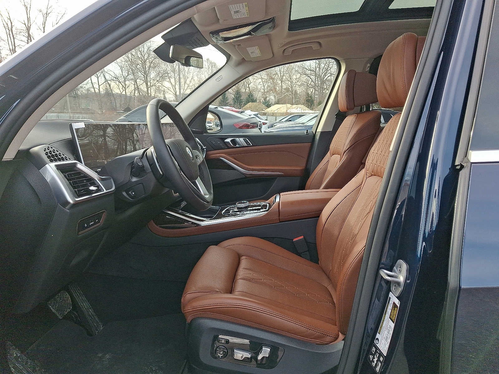 2025 BMW X7 xDrive40i Sports Activity Vehicle