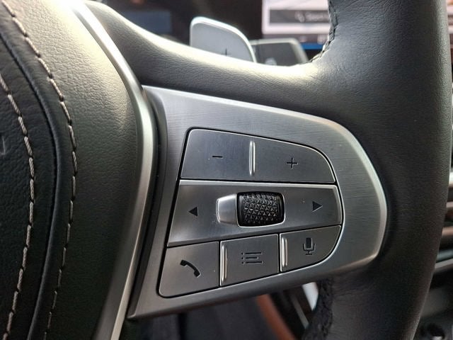 2025 BMW X7 xDrive40i Sports Activity Vehicle