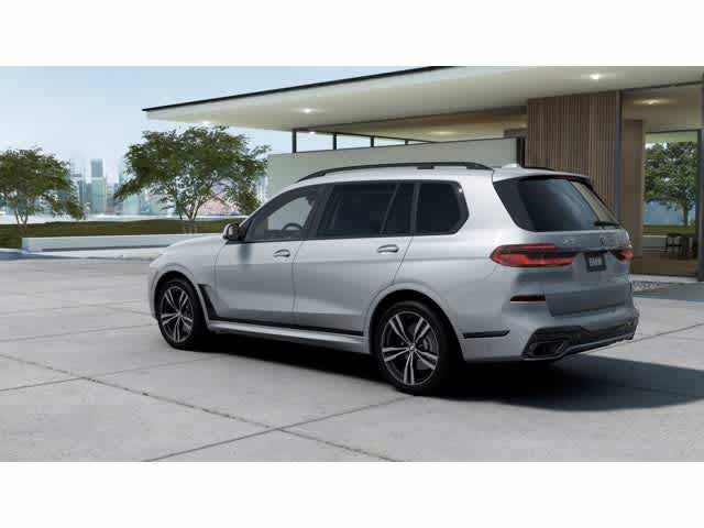 2026 BMW X7 xDrive40i Sports Activity Vehicle