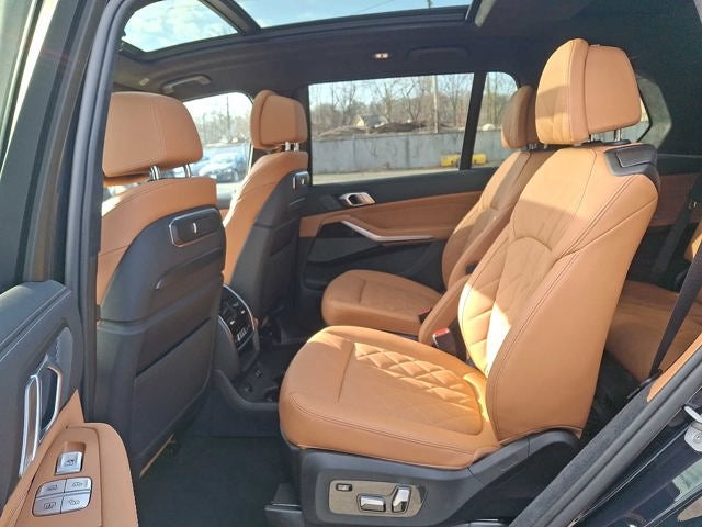 2024 BMW X7 xDrive40i Sports Activity Vehicle