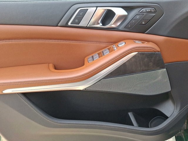 2023 BMW X7 xDrive40i Sports Activity Vehicle