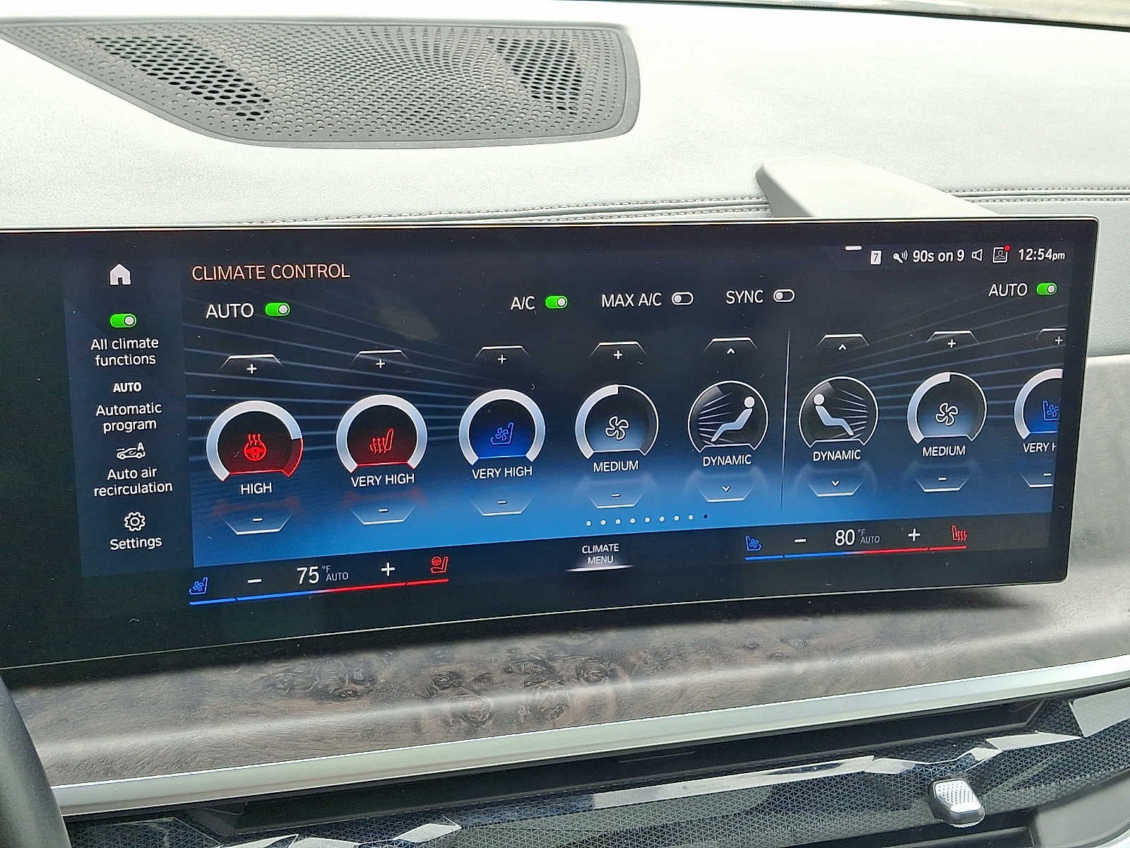 2023 BMW X7 xDrive40i Sports Activity Vehicle