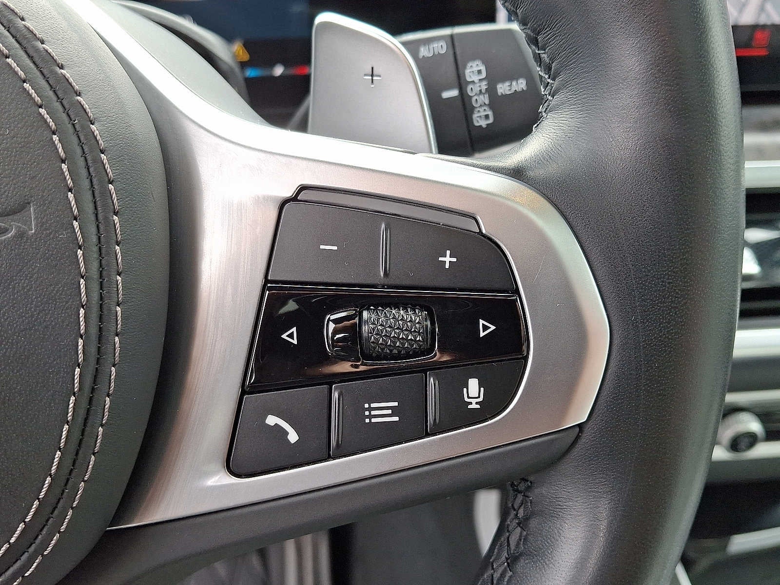 2023 BMW X7 xDrive40i Sports Activity Vehicle