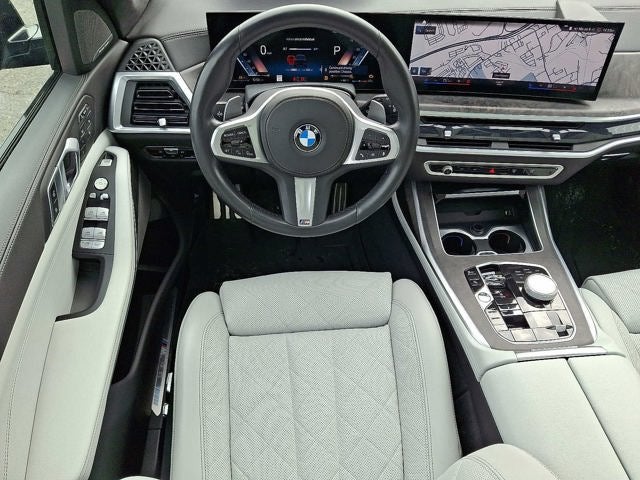 2023 BMW X7 xDrive40i Sports Activity Vehicle