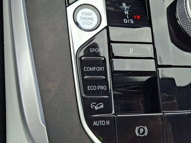 2023 BMW X7 xDrive40i Sports Activity Vehicle