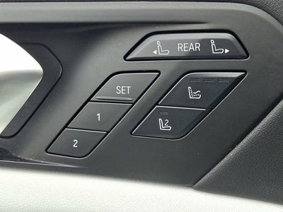 2023 BMW X7 xDrive40i Sports Activity Vehicle