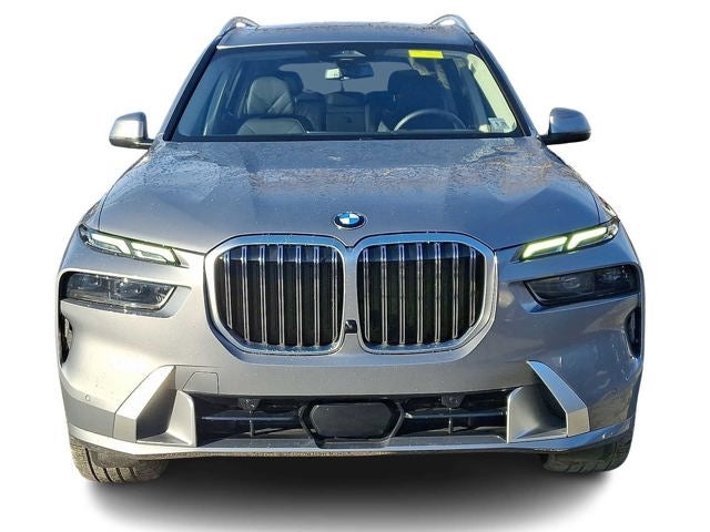 2025 BMW X7 xDrive40i Sports Activity Vehicle