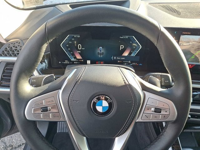 2025 BMW X7 xDrive40i Sports Activity Vehicle