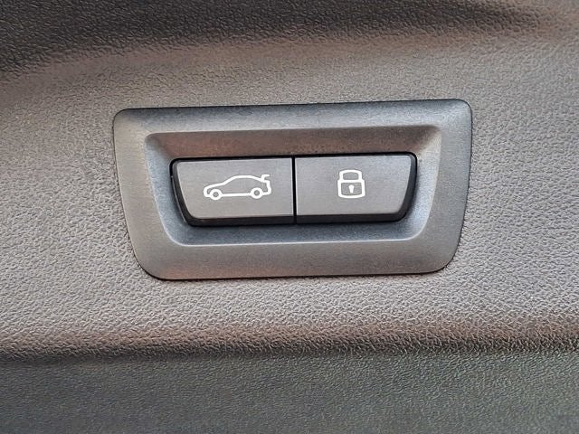 2025 BMW X7 xDrive40i Sports Activity Vehicle