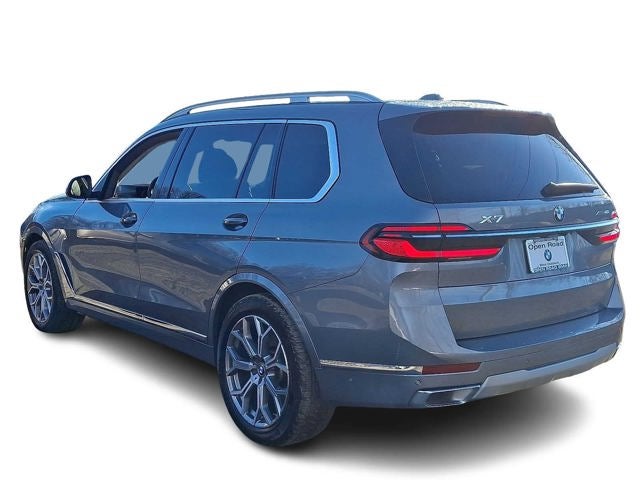 2025 BMW X7 xDrive40i Sports Activity Vehicle