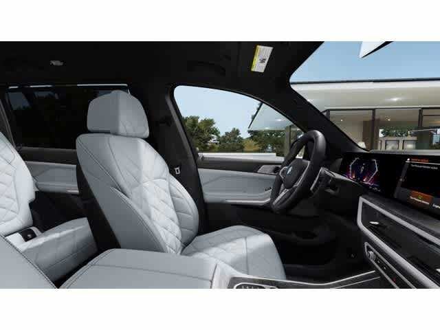 2026 BMW X7 xDrive40i Sports Activity Vehicle