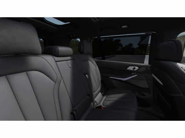 2027 BMW X7 xDrive40i Sports Activity Vehicle