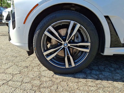 2024 BMW X7 xDrive40i Sports Activity Vehicle