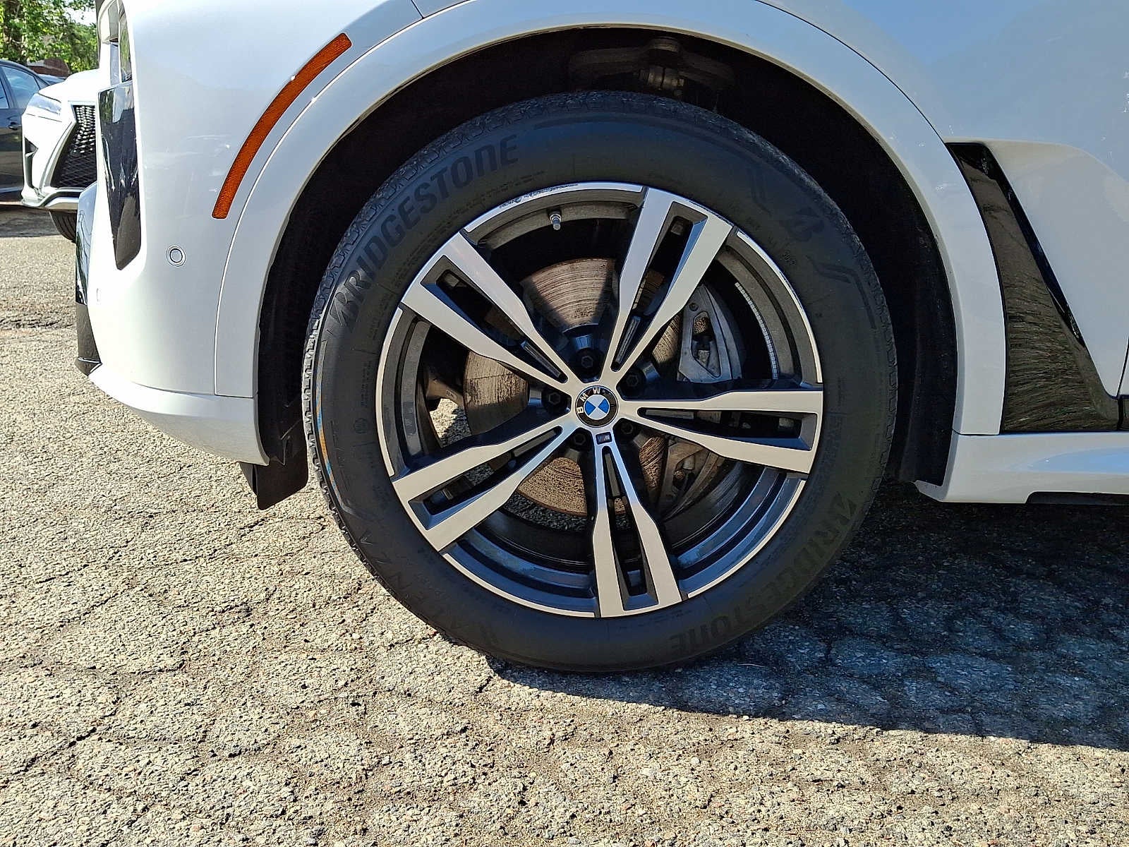 2024 BMW X7 xDrive40i Sports Activity Vehicle