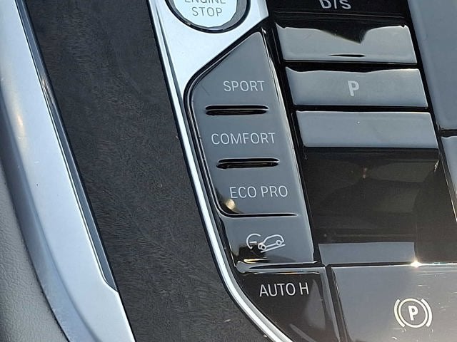 2024 BMW X7 xDrive40i Sports Activity Vehicle