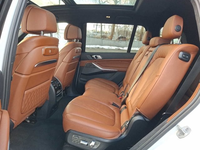 2024 BMW X7 xDrive40i Sports Activity Vehicle