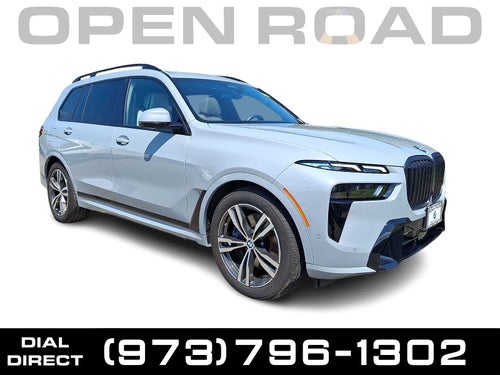 2025 BMW X7 xDrive40i Sports Activity Vehicle