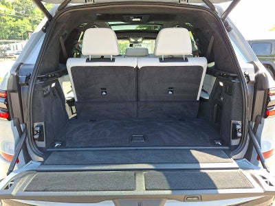 2025 BMW X7 xDrive40i Sports Activity Vehicle