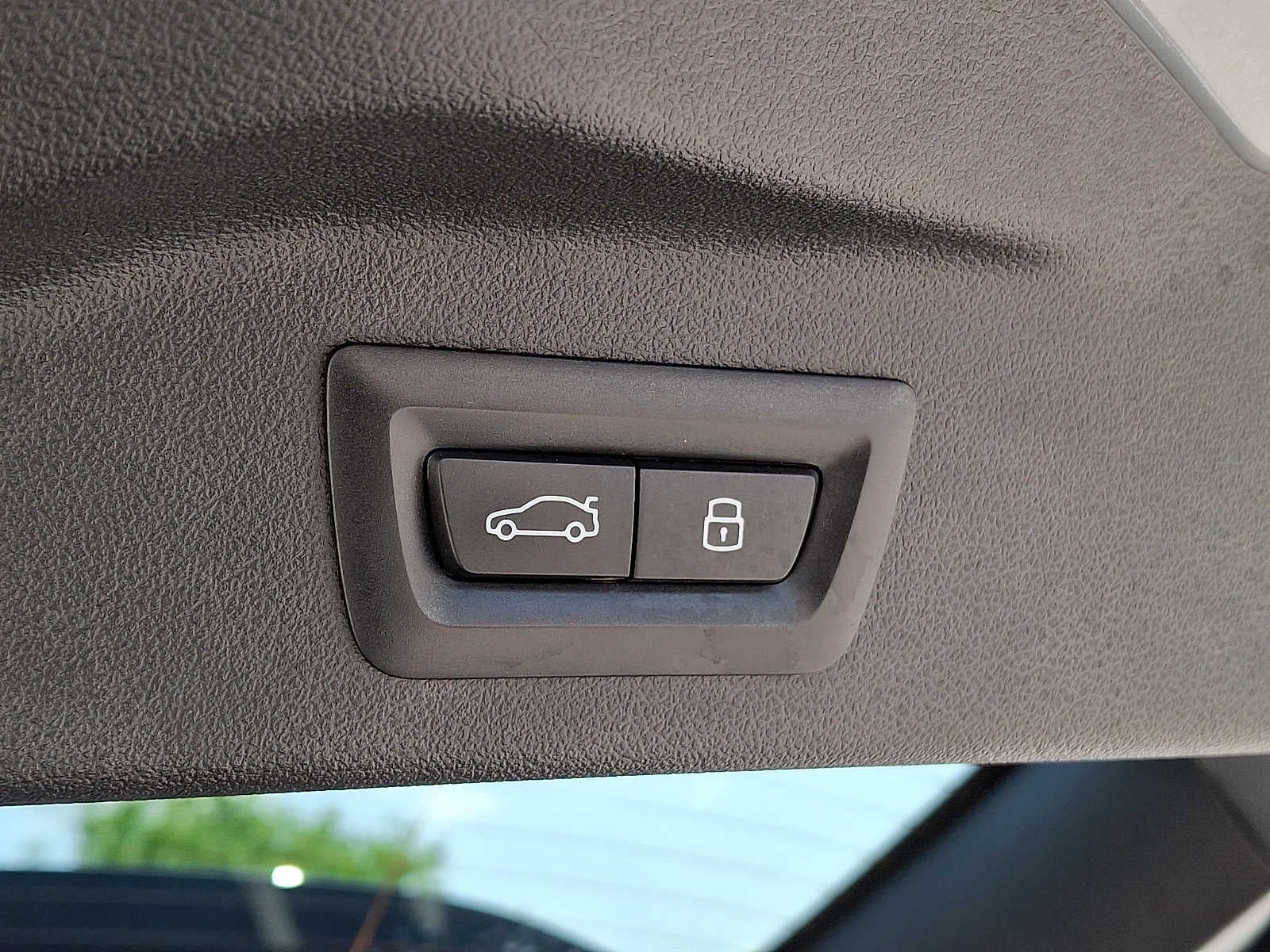 2025 BMW X7 xDrive40i Sports Activity Vehicle