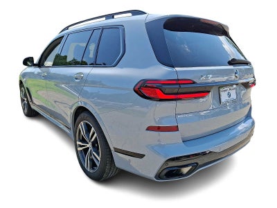 2025 BMW X7 xDrive40i Sports Activity Vehicle