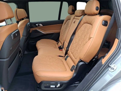 2026 BMW X7 xDrive40i Sports Activity Vehicle