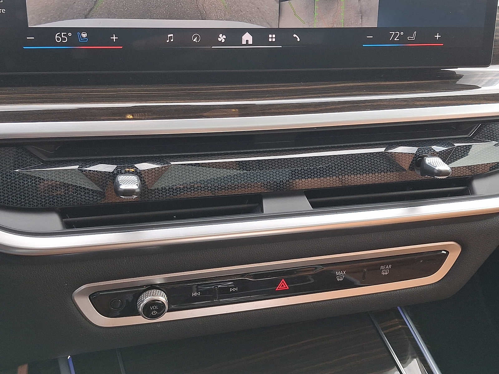 2024 BMW X7 xDrive40i Sports Activity Vehicle