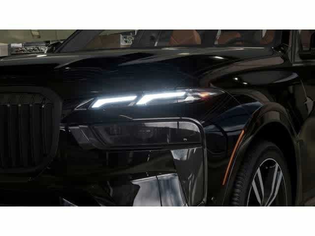 2026 BMW X7 xDrive40i Sports Activity Vehicle