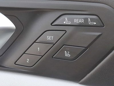 2023 BMW X7 xDrive40i Sports Activity Vehicle