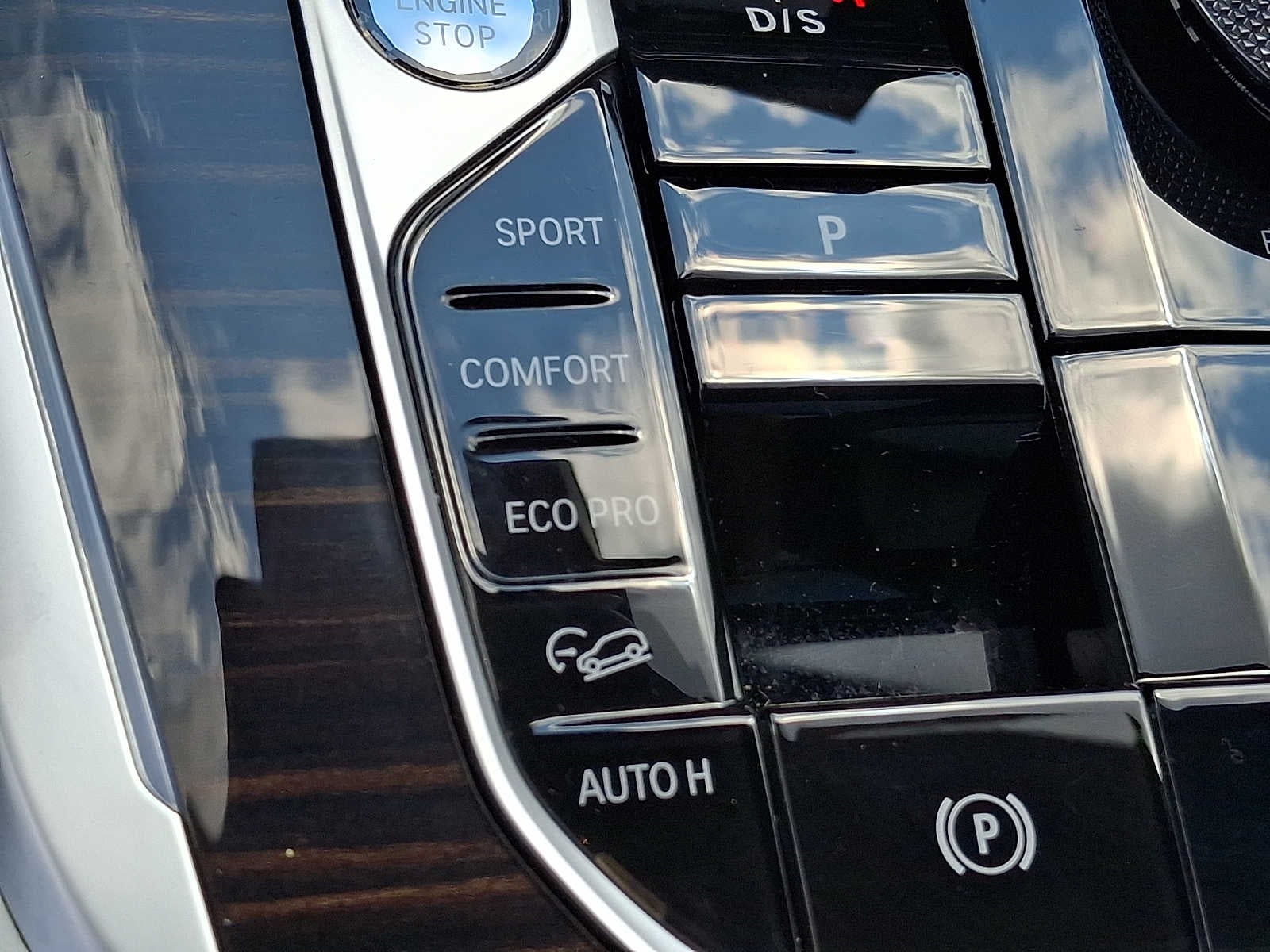 2024 BMW X7 xDrive40i Sports Activity Vehicle