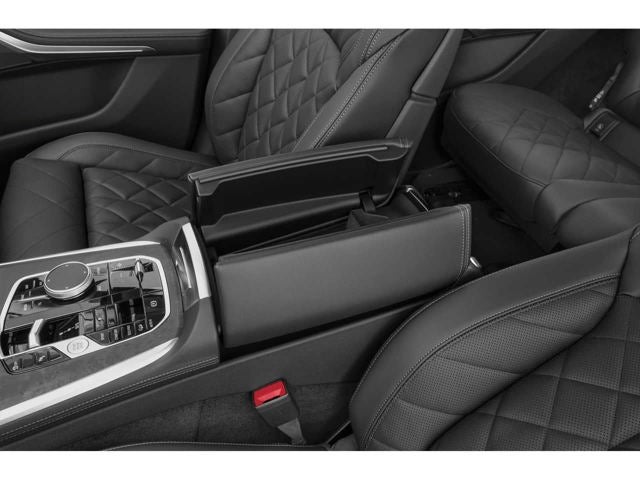 2026 BMW X7 xDrive40i Sports Activity Vehicle