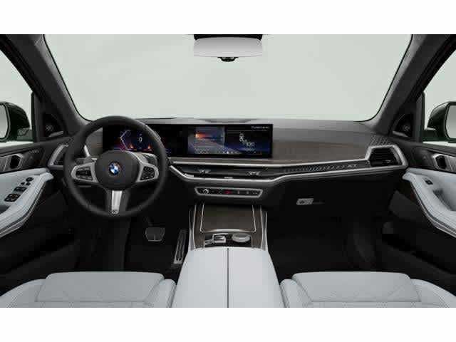 2026 BMW X7 xDrive40i Sports Activity Vehicle