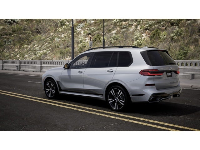 2026 BMW X7 xDrive40i Sports Activity Vehicle