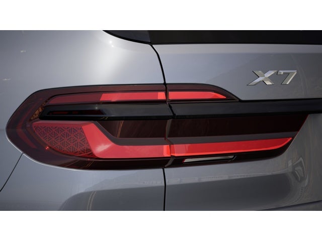 2026 BMW X7 xDrive40i Sports Activity Vehicle