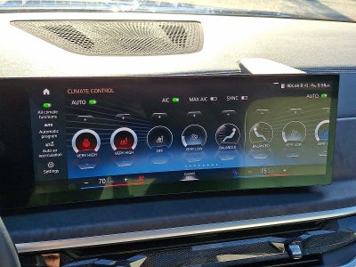 2023 BMW X7 xDrive40i Sports Activity Vehicle