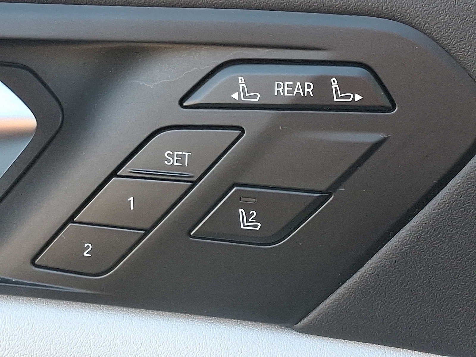 2023 BMW X7 xDrive40i Sports Activity Vehicle