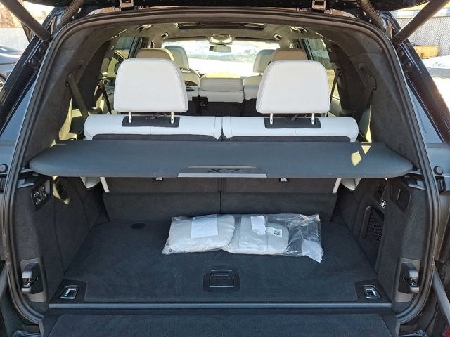 2023 BMW X7 xDrive40i Sports Activity Vehicle