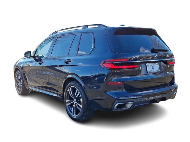 2023 BMW X7 xDrive40i Sports Activity Vehicle