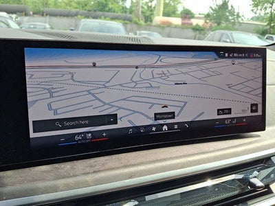 2025 BMW X7 xDrive40i Sports Activity Vehicle