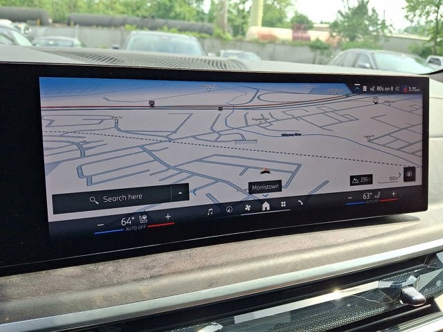 2025 BMW X7 xDrive40i Sports Activity Vehicle