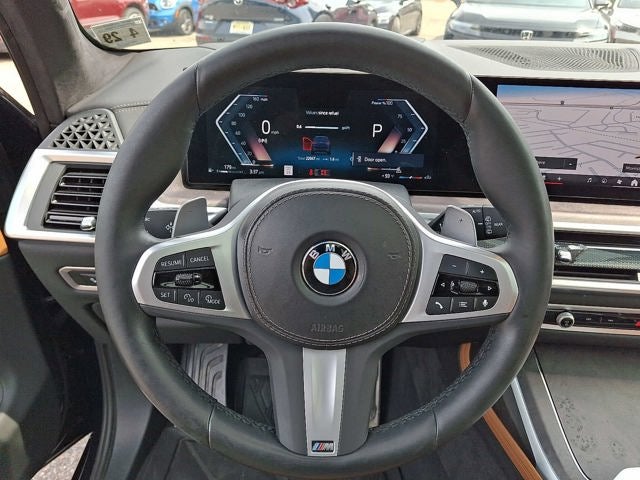 2025 BMW X7 xDrive40i Sports Activity Vehicle
